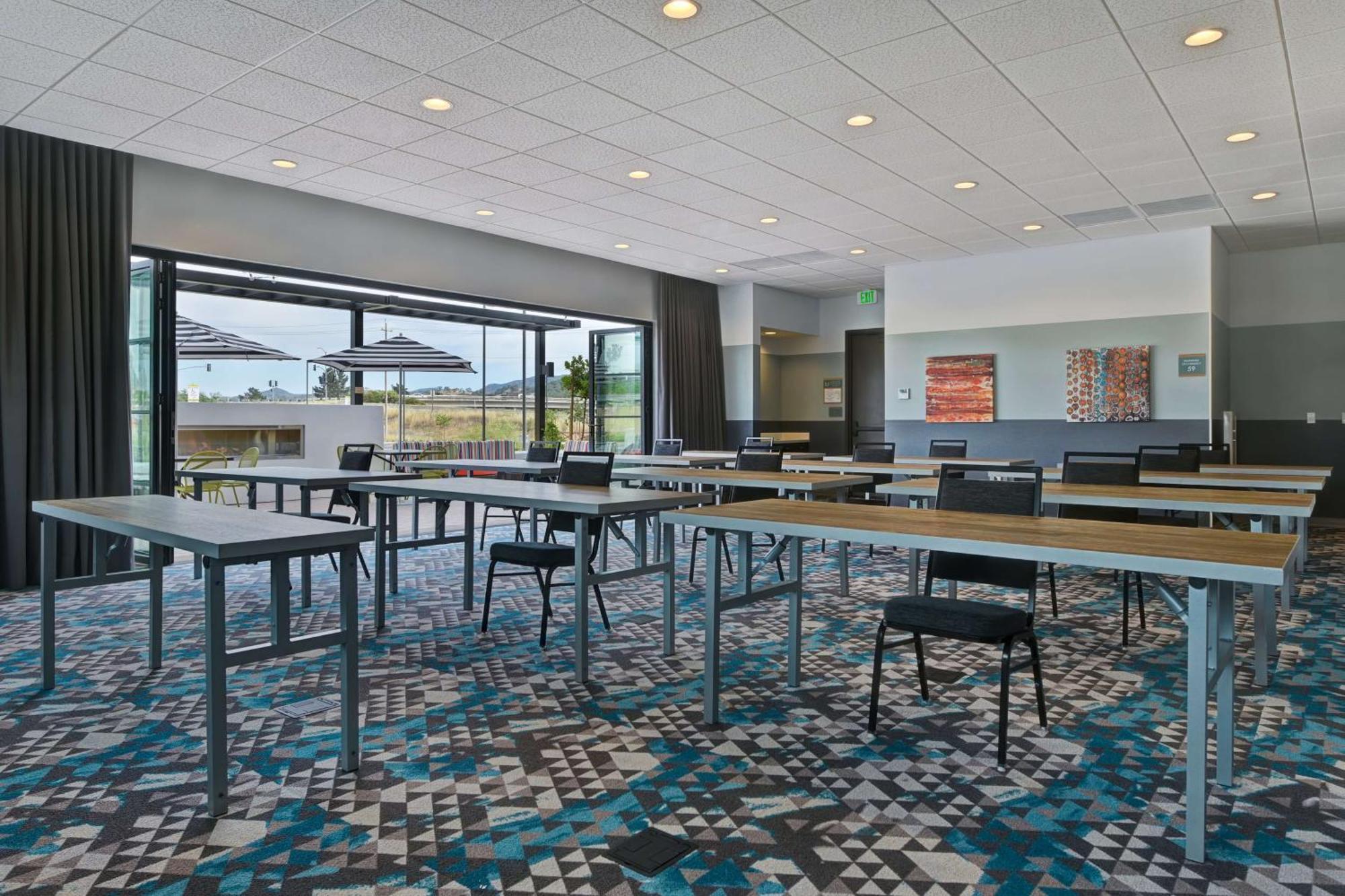 Home2 Suites By Hilton Atascadero, Ca Εξωτερικό φωτογραφία